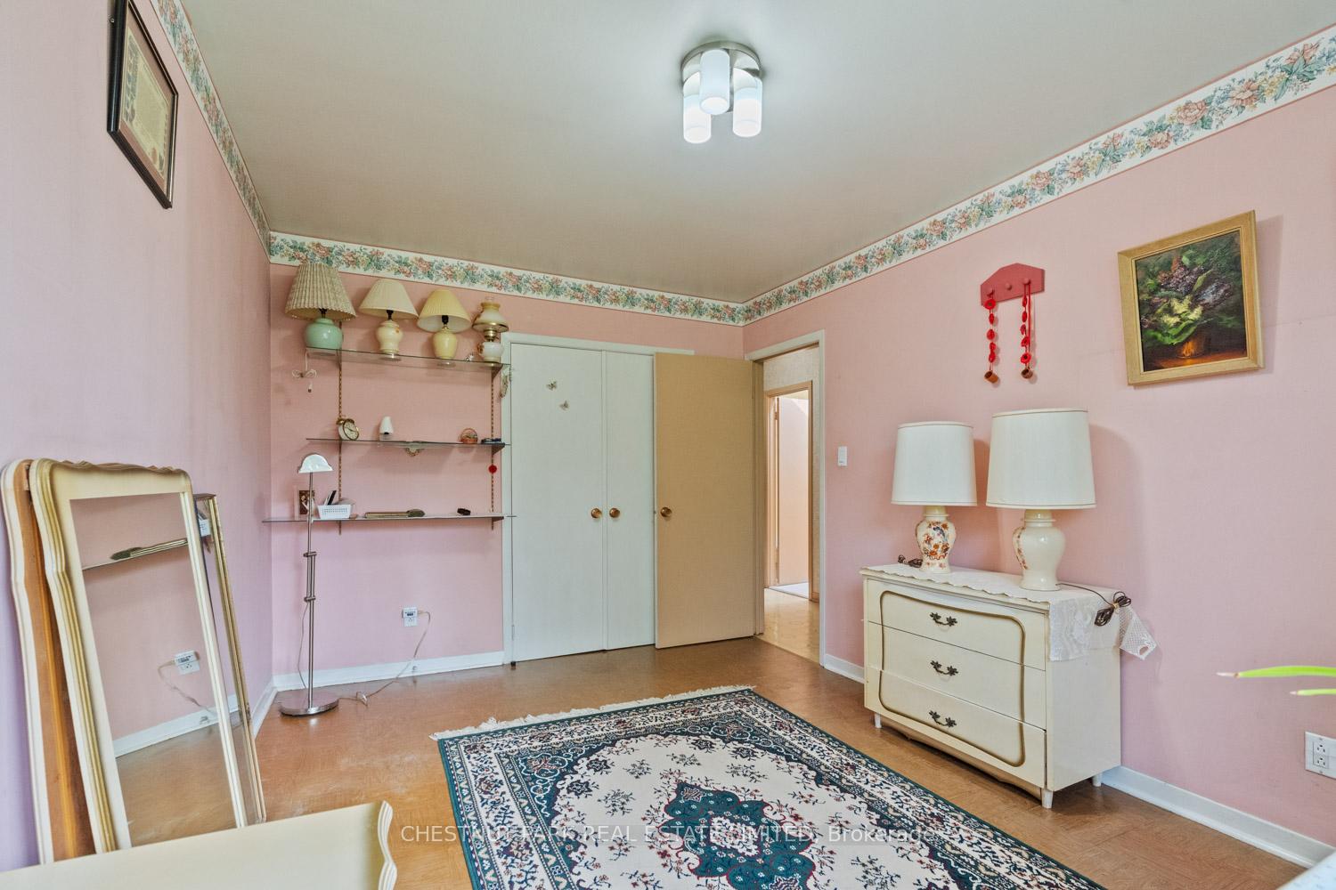 Photo 14 of 2 Gallacher Avenue, Richmond Hill, Oak Ridges — HOMEH