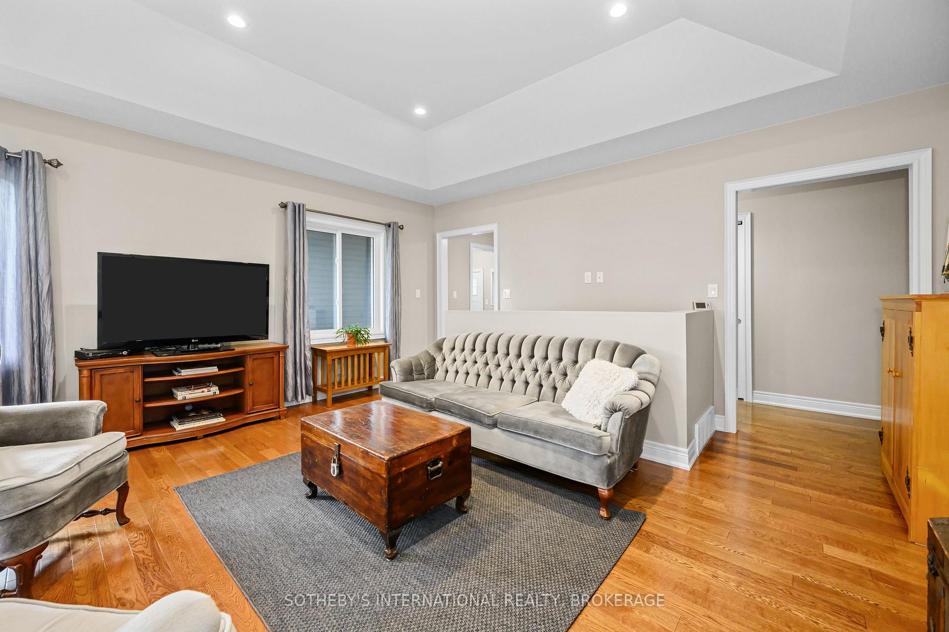 Photo 19 of 880 Edgemere Road, Fort Erie, Crescent Park — HOMEH