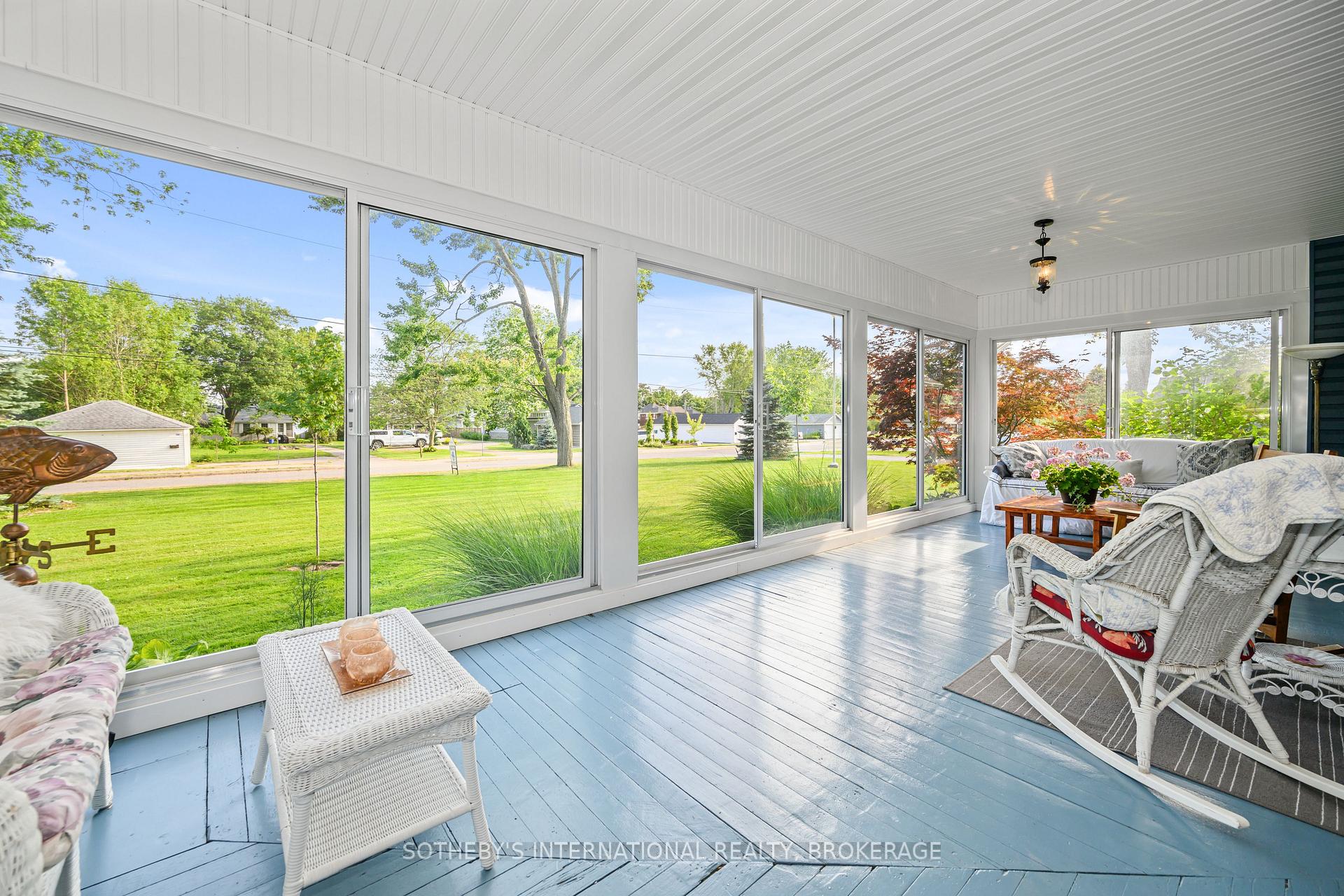 Photo 22 of 880 Edgemere Road, Fort Erie, Crescent Park — HOMEH