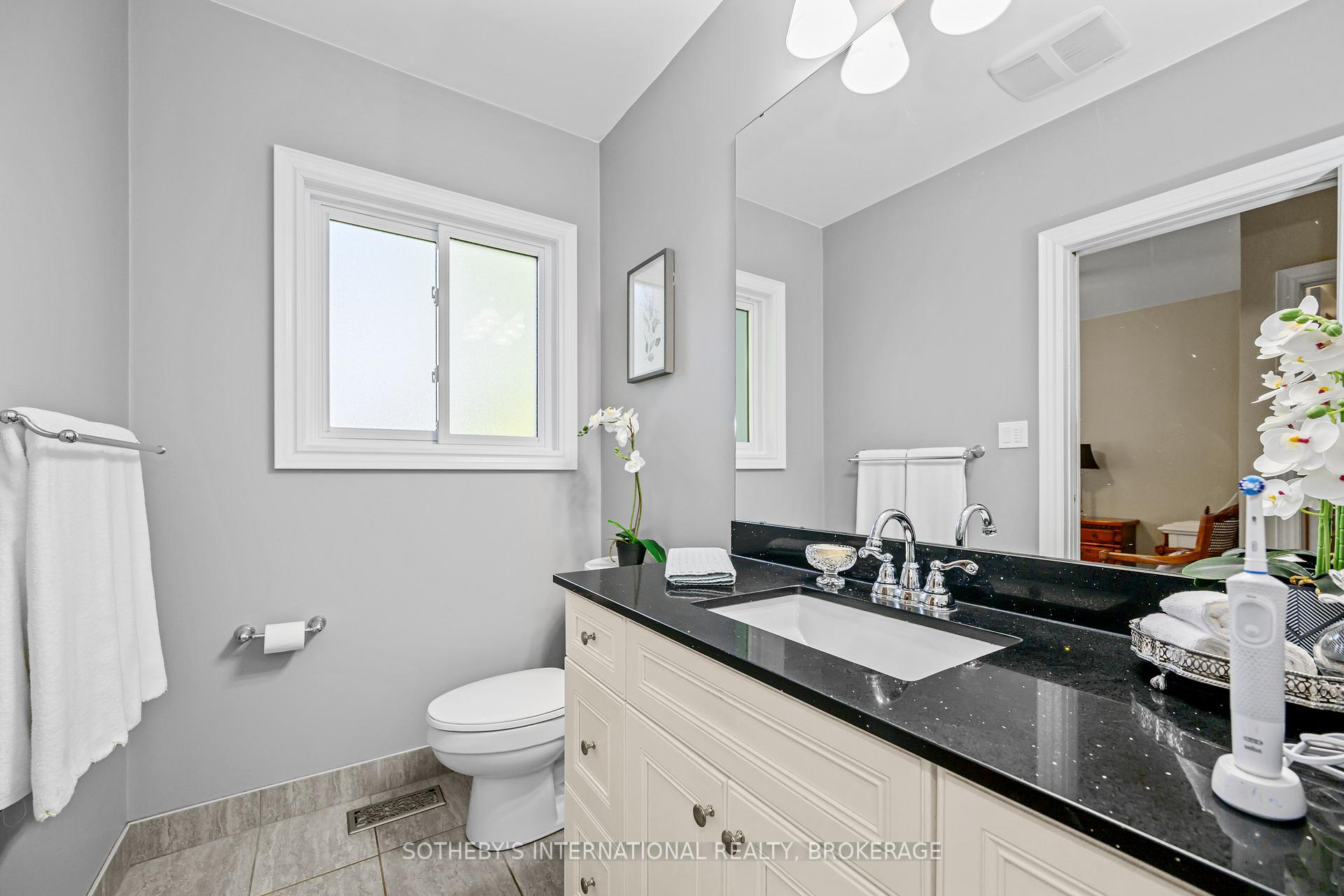 Photo 28 of 880 Edgemere Road, Fort Erie, Crescent Park — HOMEH
