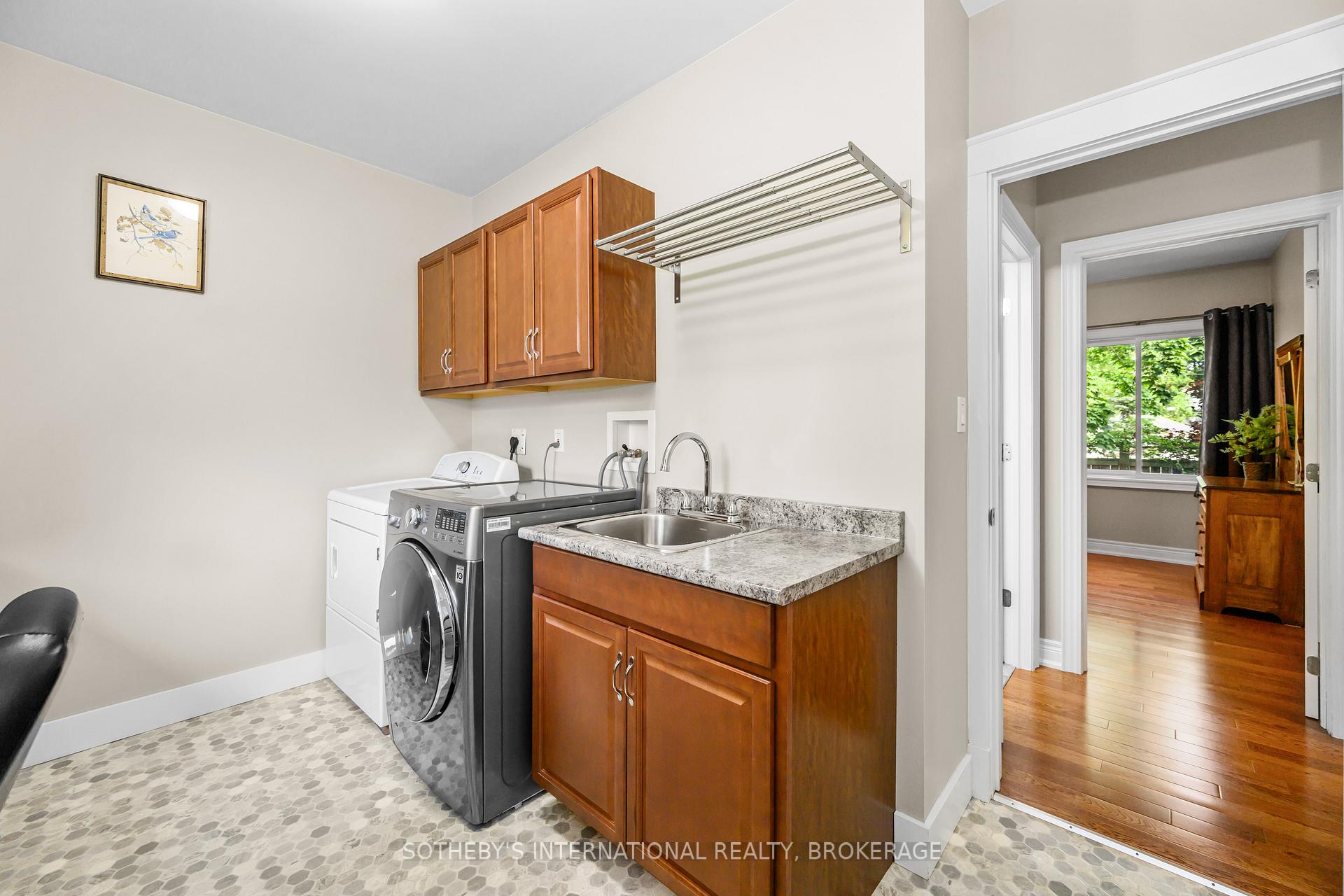 Photo 31 of 880 Edgemere Road, Fort Erie, Crescent Park — HOMEH