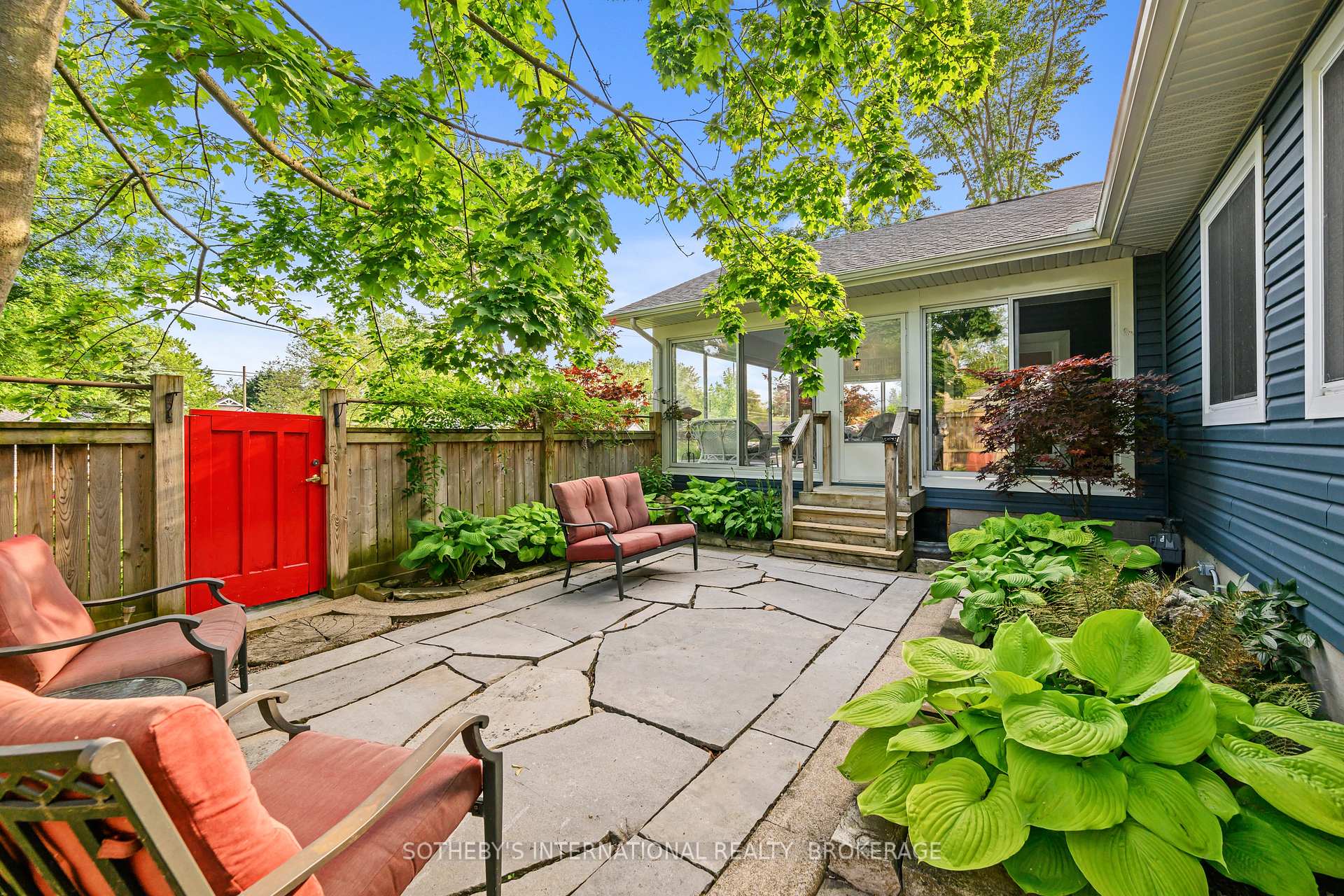 Photo 33 of 880 Edgemere Road, Fort Erie, Crescent Park — HOMEH