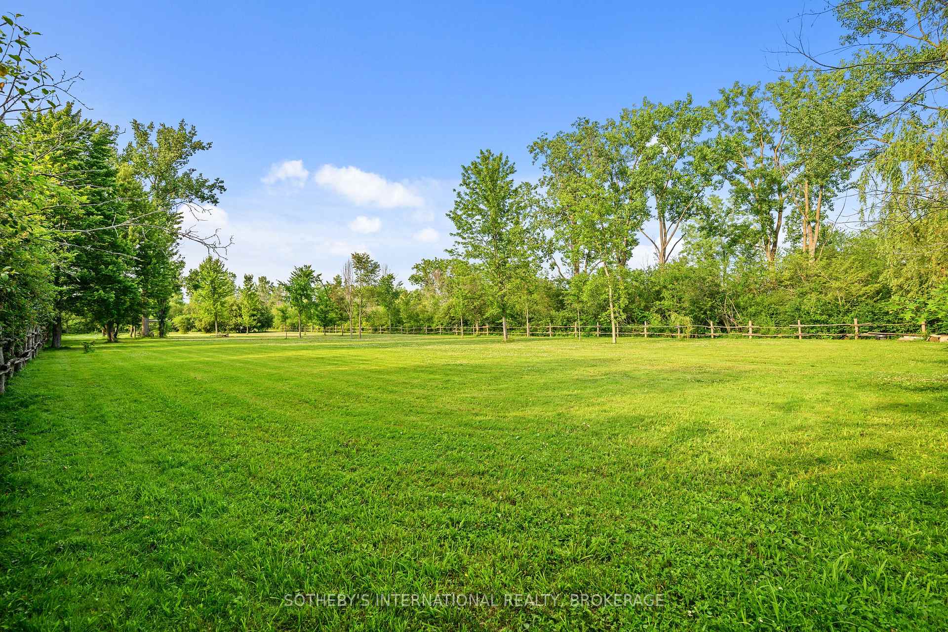 Photo 36 of 880 Edgemere Road, Fort Erie, Crescent Park — HOMEH