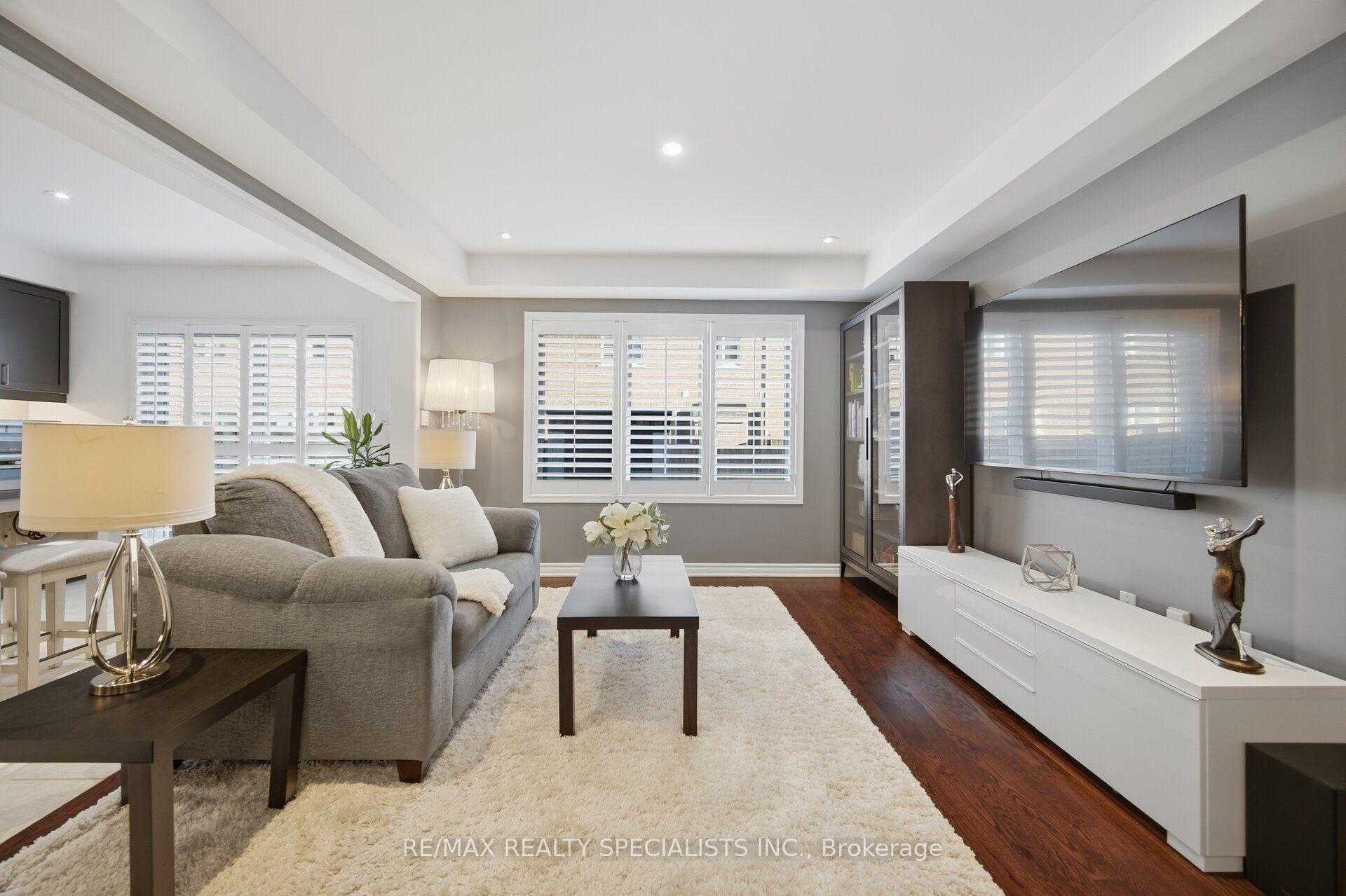 Photo 12 of 108 Leiterman Drive, Milton, Willmott — HOMEH