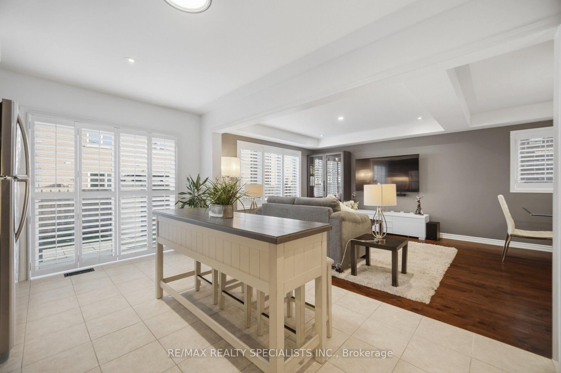 Photo 19 of 108 Leiterman Drive, Milton, Willmott — HOMEH