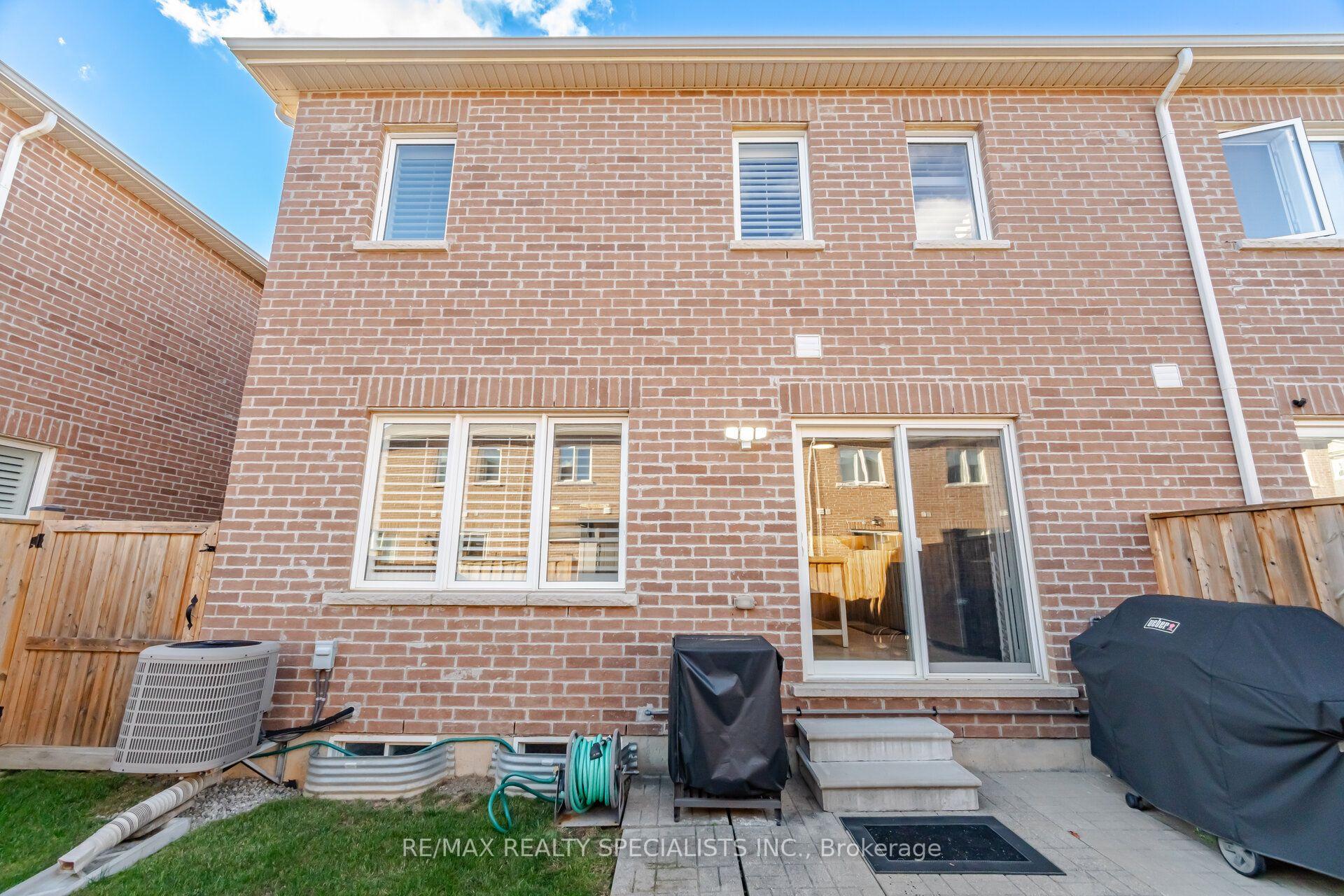 Photo 43 of 108 Leiterman Drive, Milton, Willmott — HOMEH