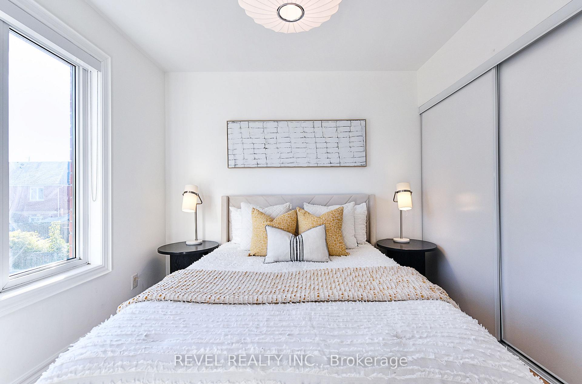 Photo 10 of 399 Perth Avenue, Toronto, Dovercourt-Wallace Emerson-Junction — HOMEH