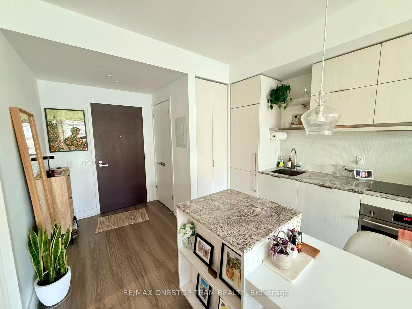 Photo 6 of Unit 2607, 197 Yonge Street, Toronto, Church-Yonge Corridor — HOMEH