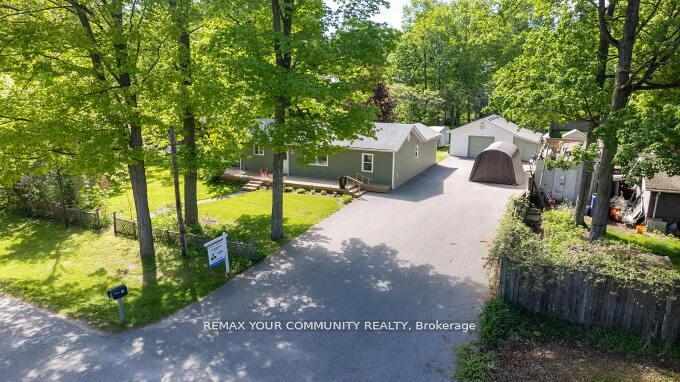 Photo 2 of 781 Edward Street, Innisfil, Rural Innisfil — HOMEH
