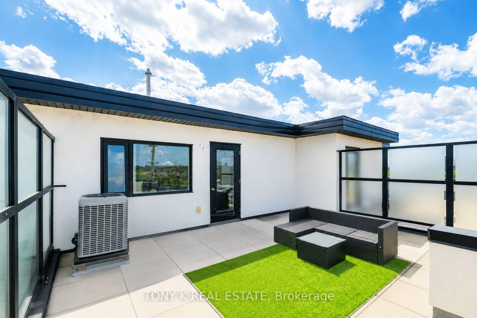 Photo 12 of Unit A203, 5309 Highway 7, Vaughan, Vaughan Grove — HOMEH