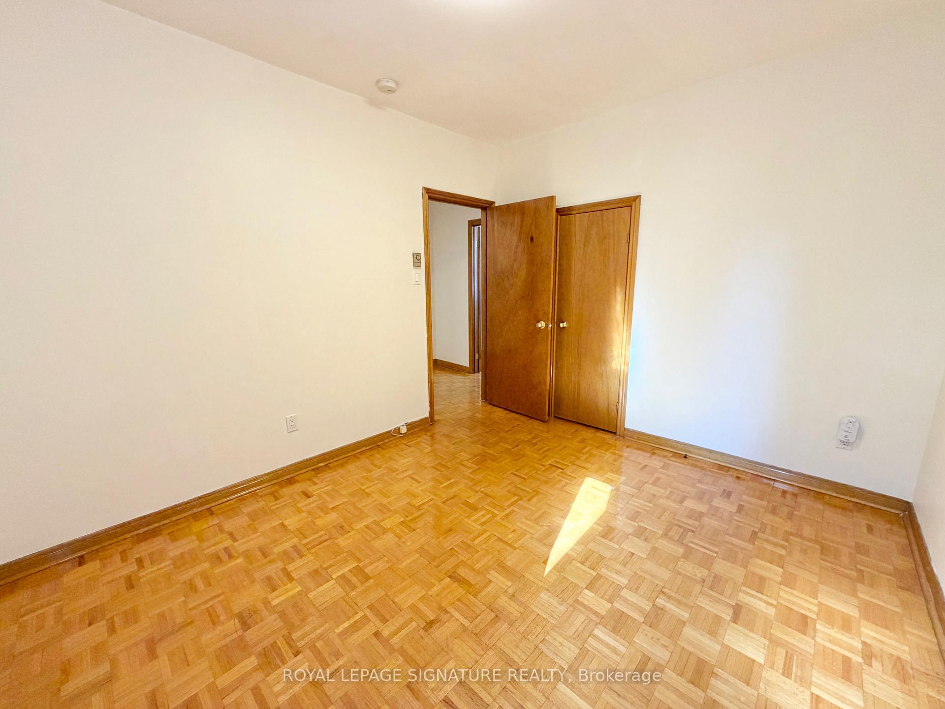 Photo 16 of Unit 2nd Flr, 455 B Danforth Avenue, Toronto, North Riverdale — HOMEH