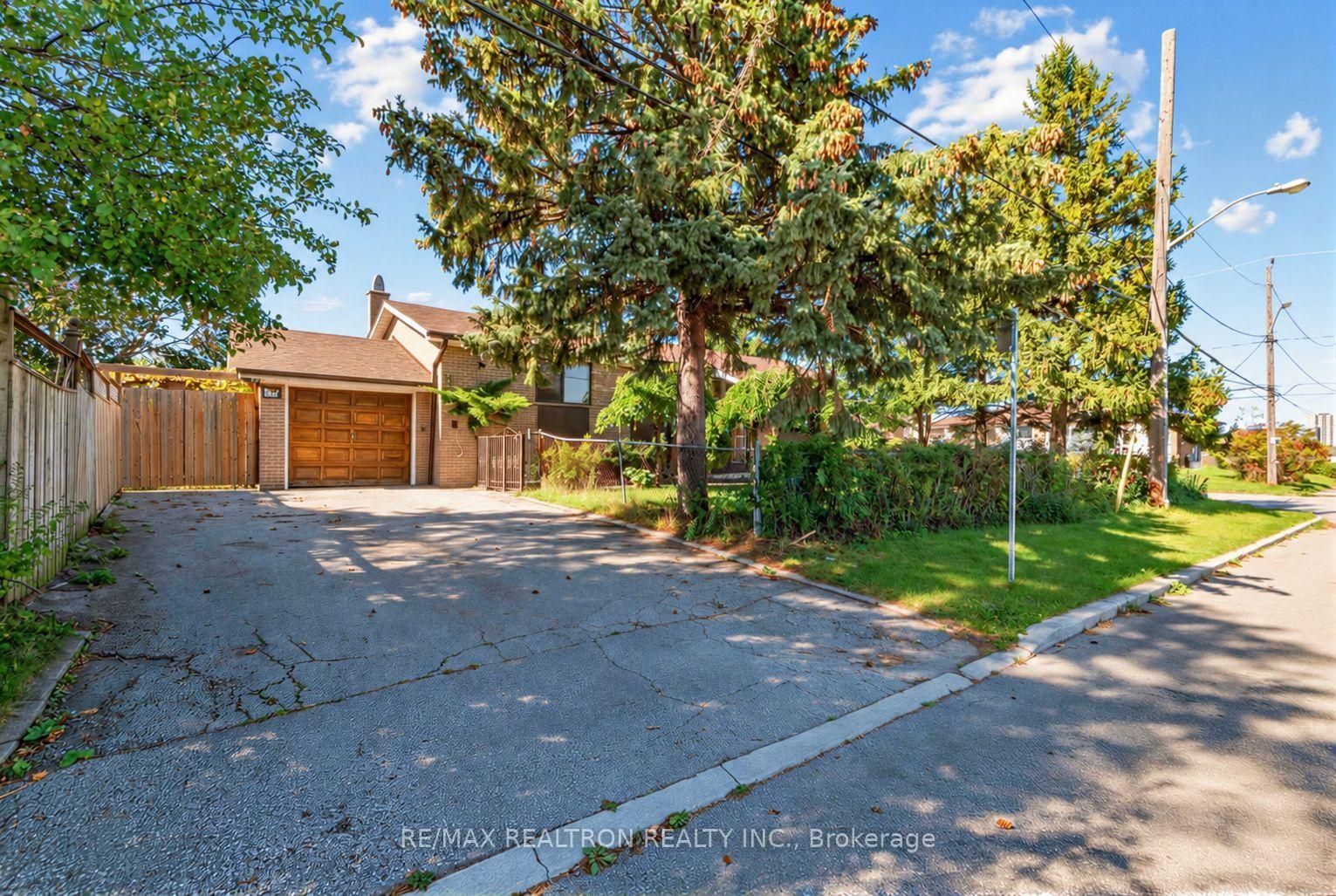 Photo of 91 Spenvalley Drive