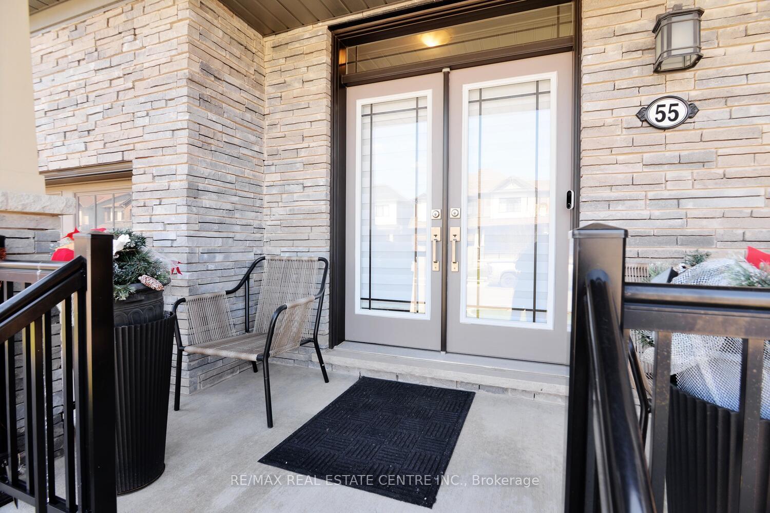 Photo 5 of 55 Magdalena Street, Hamilton, Stoney Creek Mountain — HOMEH
