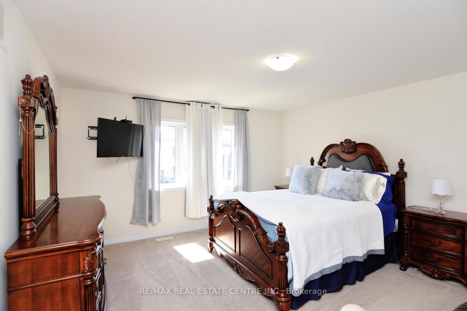 Photo 25 of 55 Magdalena Street, Hamilton, Stoney Creek Mountain — HOMEH