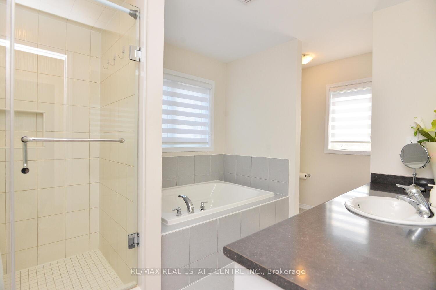 Photo 38 of 55 Magdalena Street, Hamilton, Stoney Creek Mountain — HOMEH