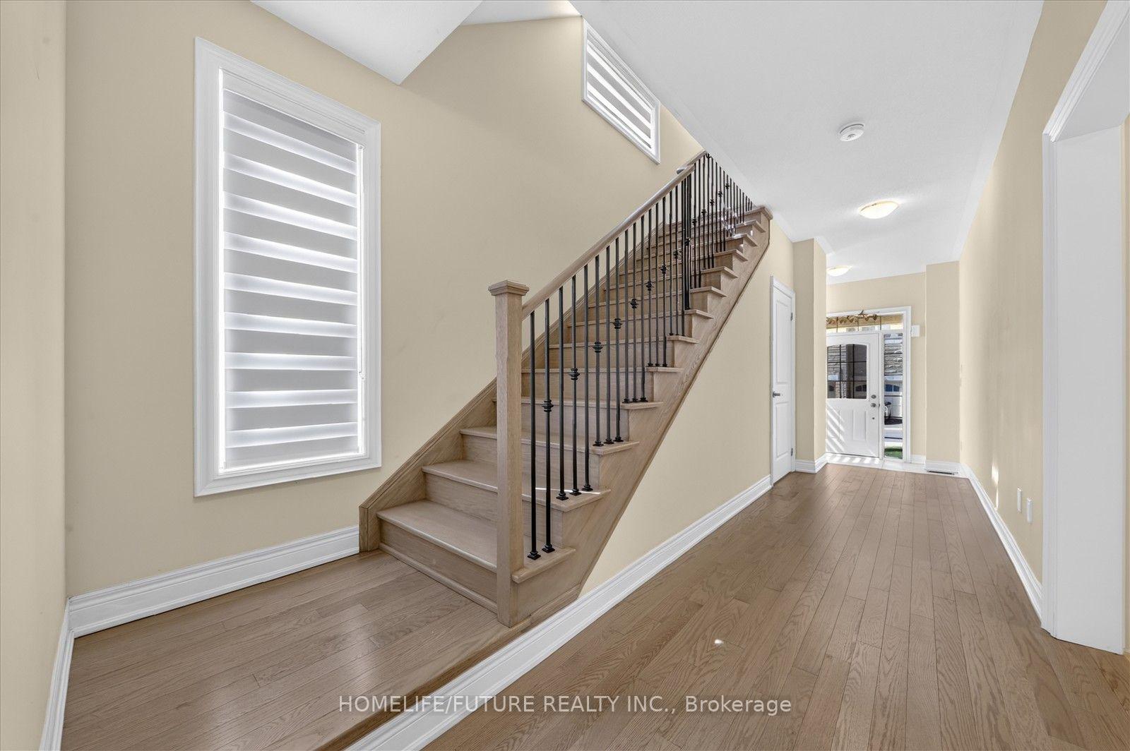 Photo 6 of 37 Andress Way, Markham, Cedarwood — HOMEH