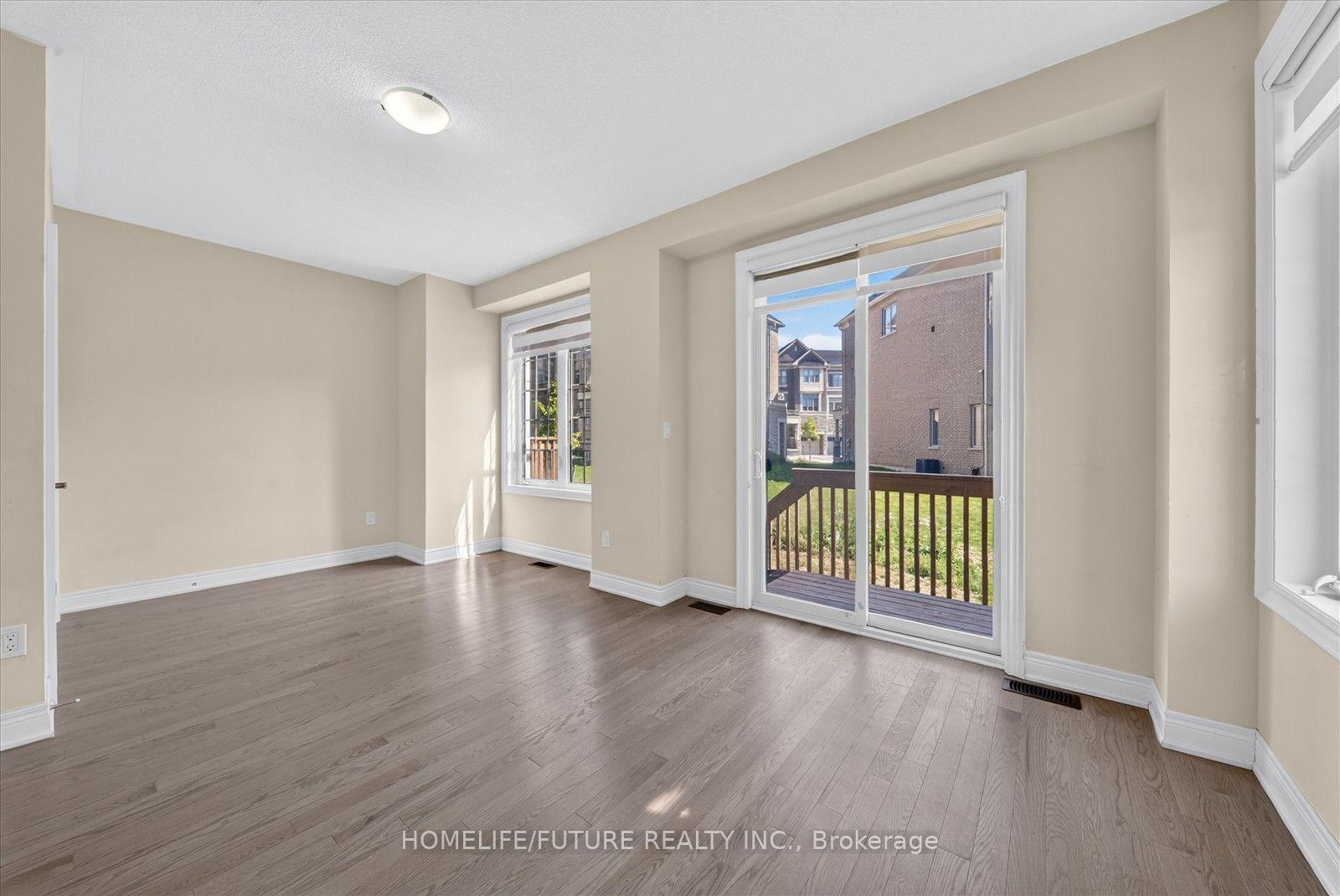 Photo 7 of 37 Andress Way, Markham, Cedarwood — HOMEH