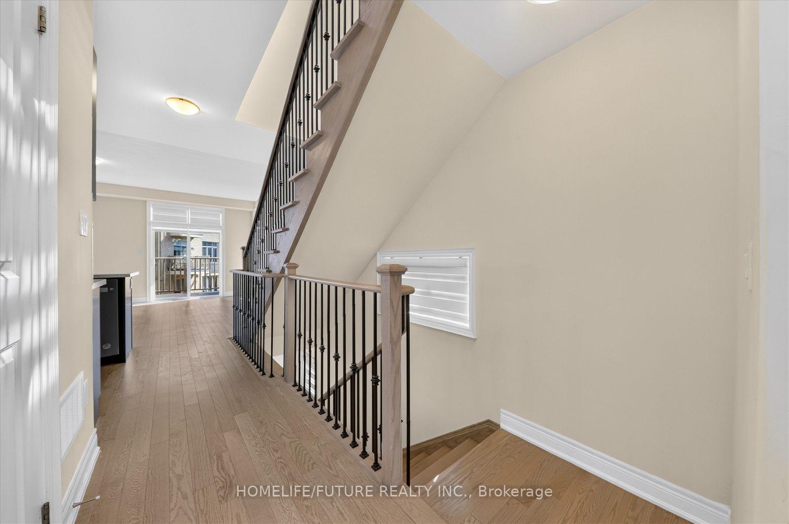 Photo 12 of 37 Andress Way, Markham, Cedarwood — HOMEH