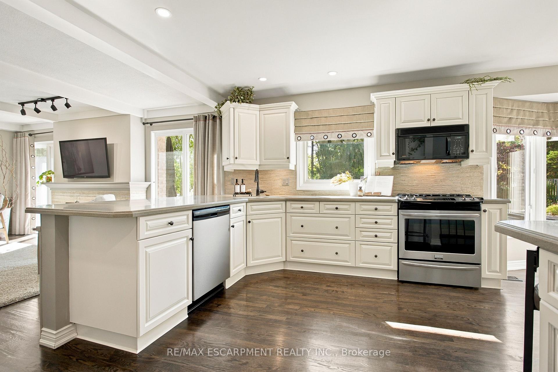 Photo 15 of 23 Cullum Drive, Hamilton, Carlisle — HOMEH
