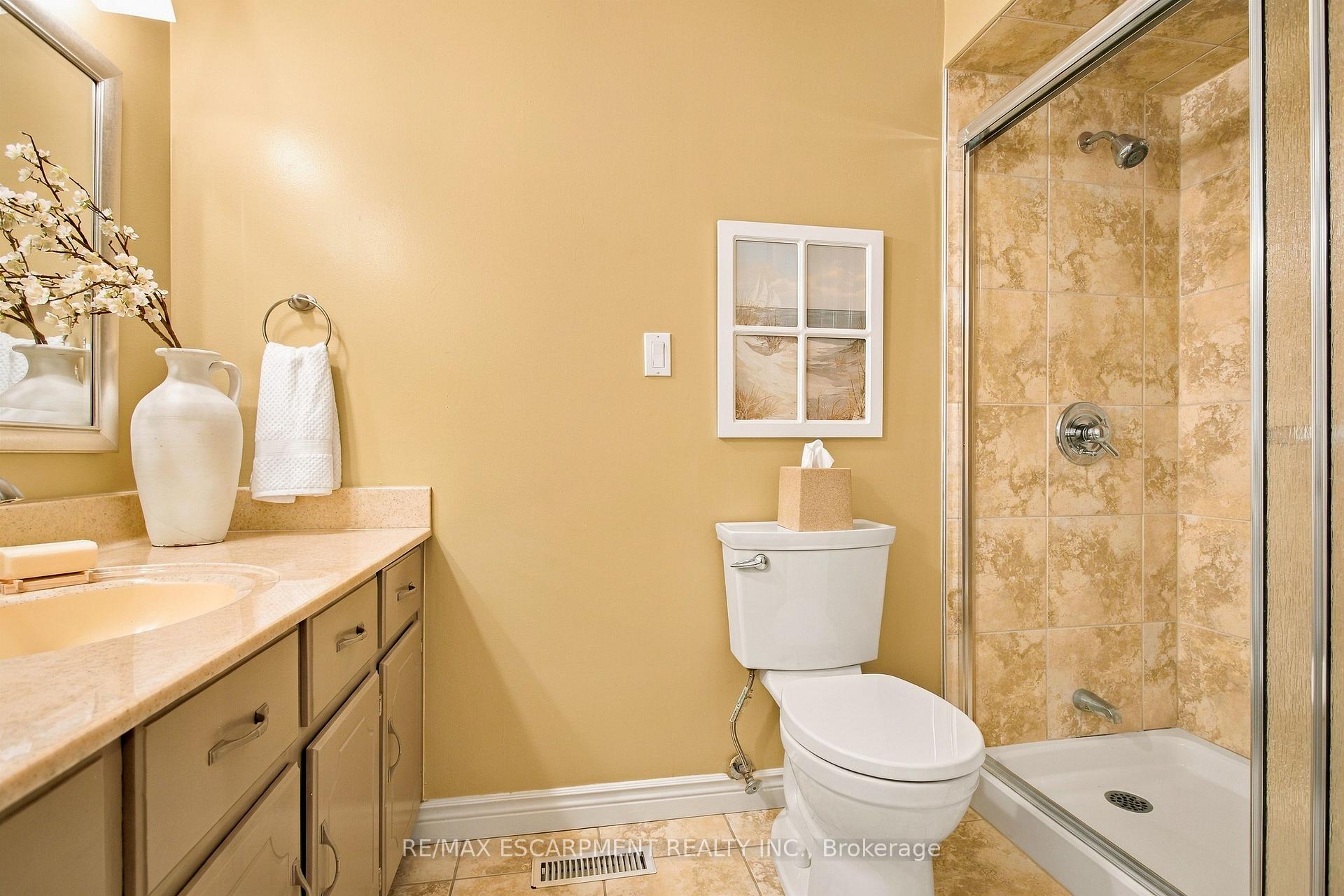 Photo 31 of 23 Cullum Drive, Hamilton, Carlisle — HOMEH