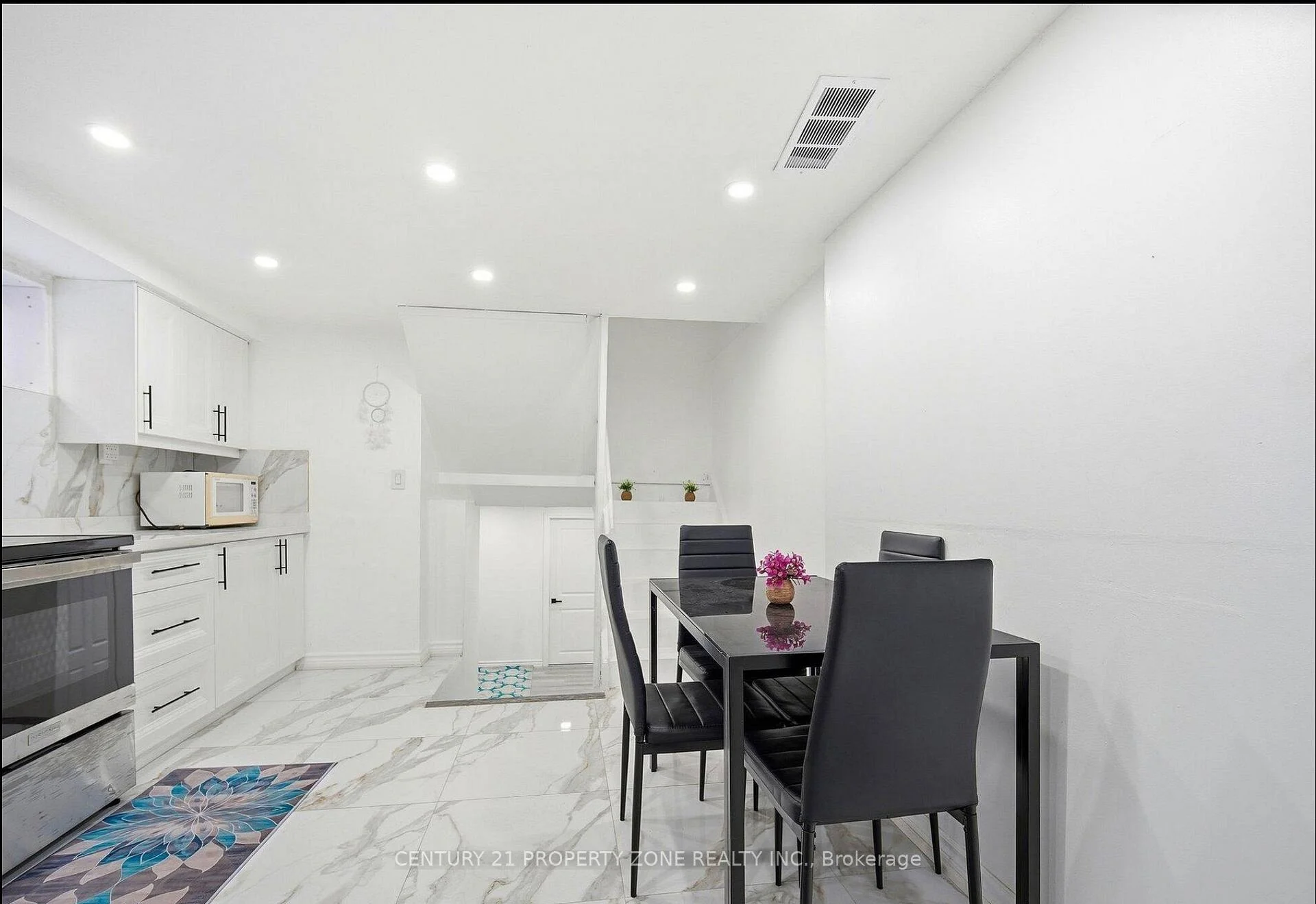 Photo 14 of 25 Abell Drive, Brampton, Madoc — HOMEH