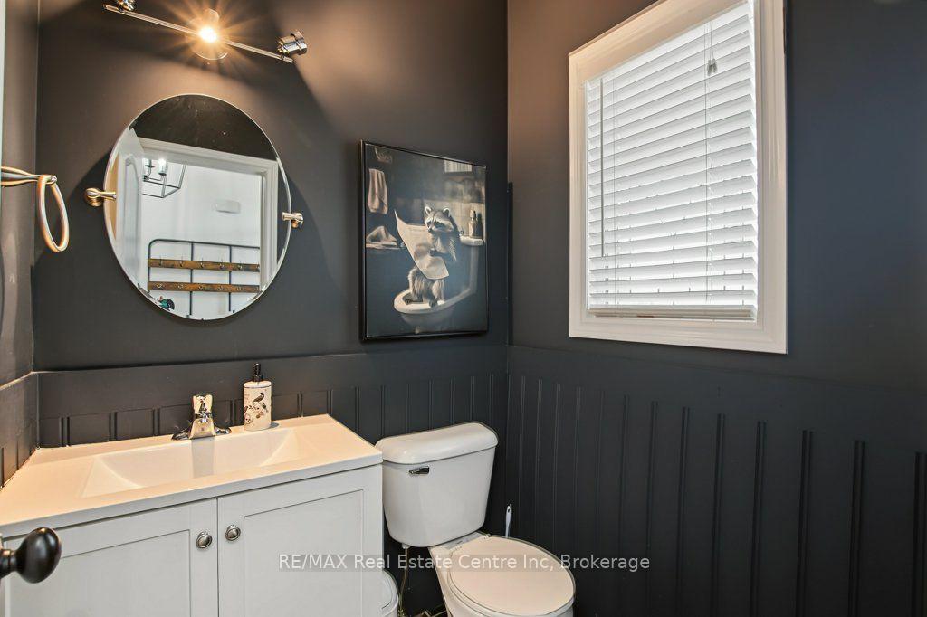 Photo 12 of 978 Edinburgh Road S, Guelph, Kortright West — HOMEH