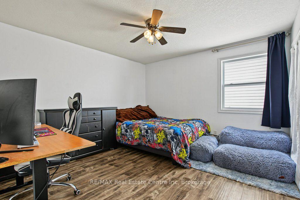 Photo 22 of 978 Edinburgh Road S, Guelph, Kortright West — HOMEH