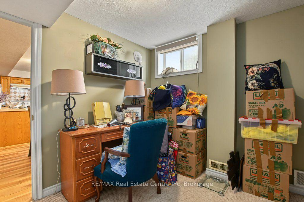 Photo 29 of 978 Edinburgh Road S, Guelph, Kortright West — HOMEH