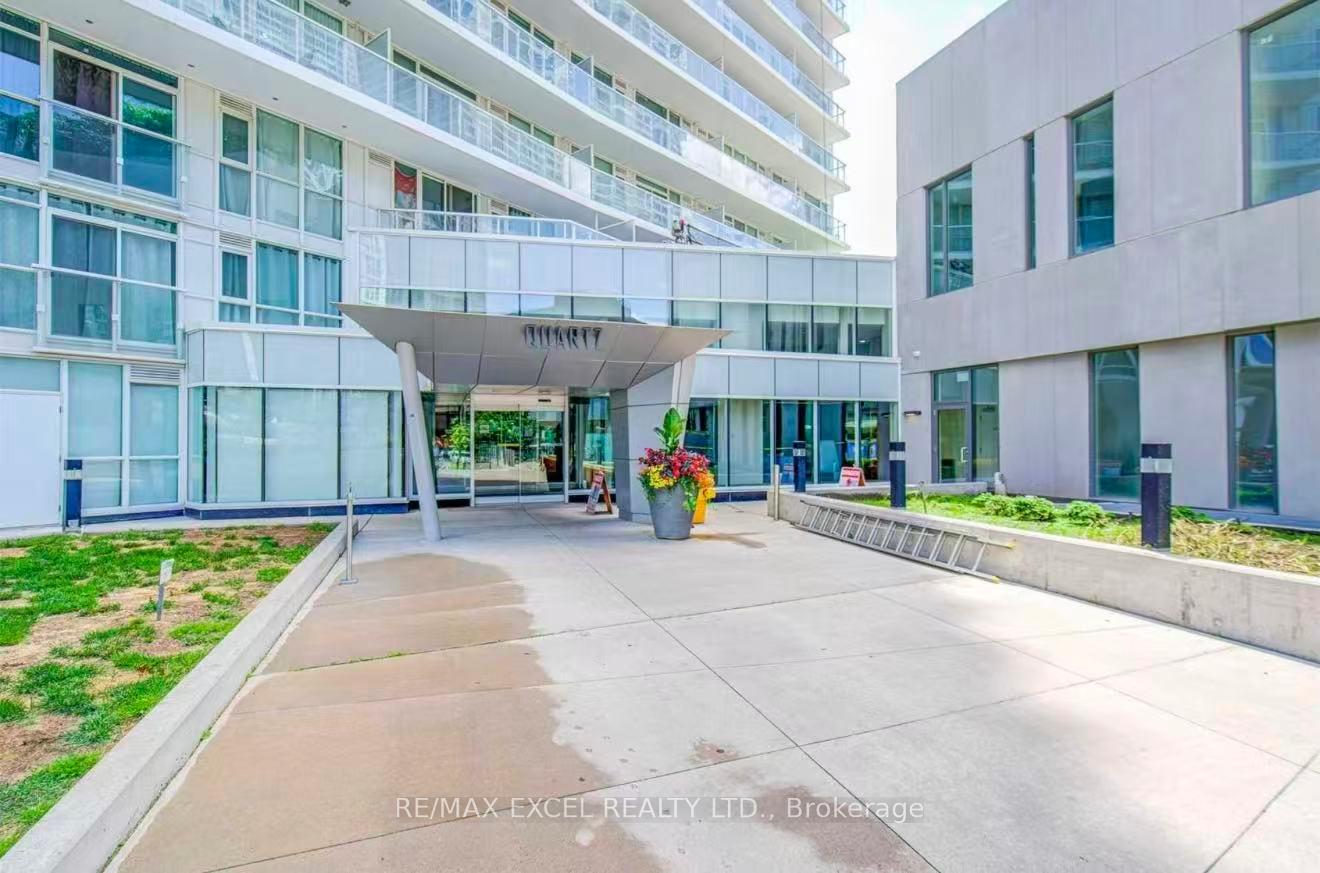 Photo 5 of Unit 1915, 75 Queens Wharf Road, Toronto, Waterfront Communities — HOMEH