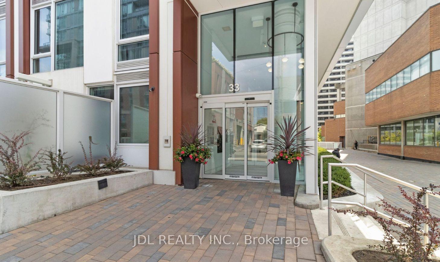 Photo 2 of Unit 2007, 33 Helendale Avenue, Toronto, Yonge-Eglinton — HOMEH