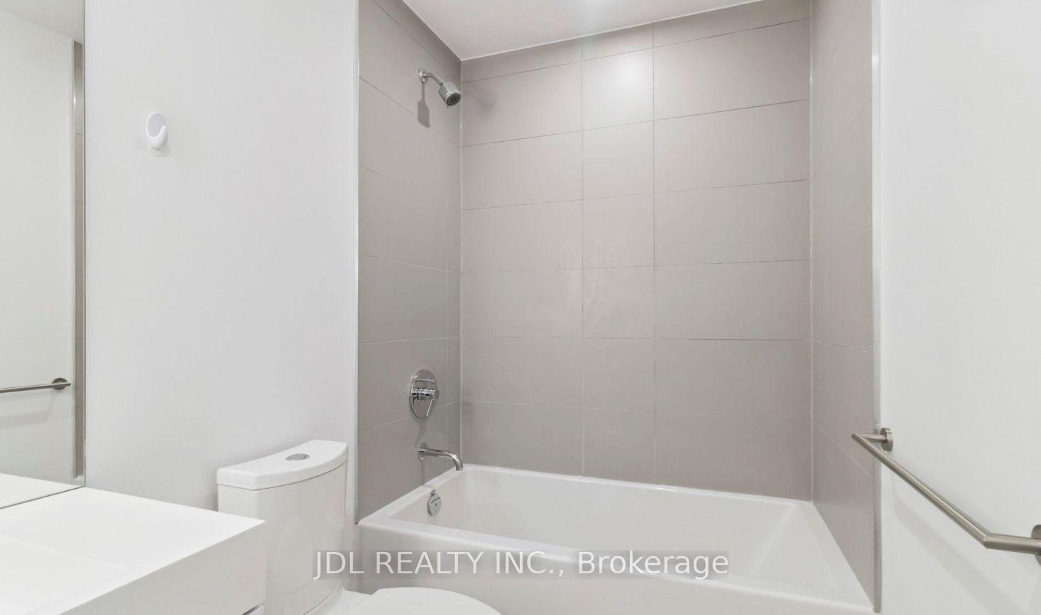 Photo 11 of Unit 2007, 33 Helendale Avenue, Toronto, Yonge-Eglinton — HOMEH