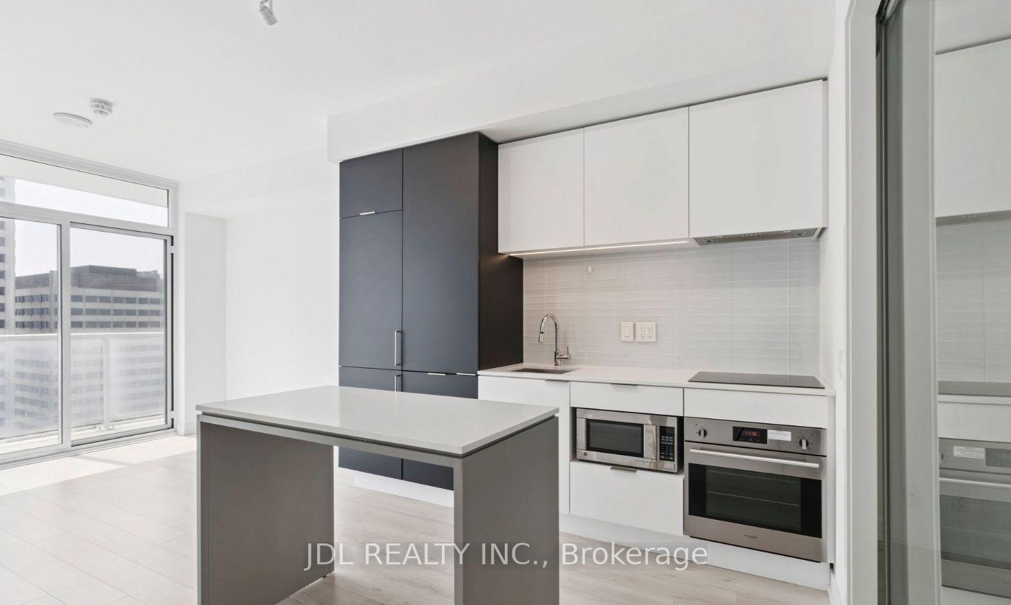 Photo 19 of Unit 2007, 33 Helendale Avenue, Toronto, Yonge-Eglinton — HOMEH