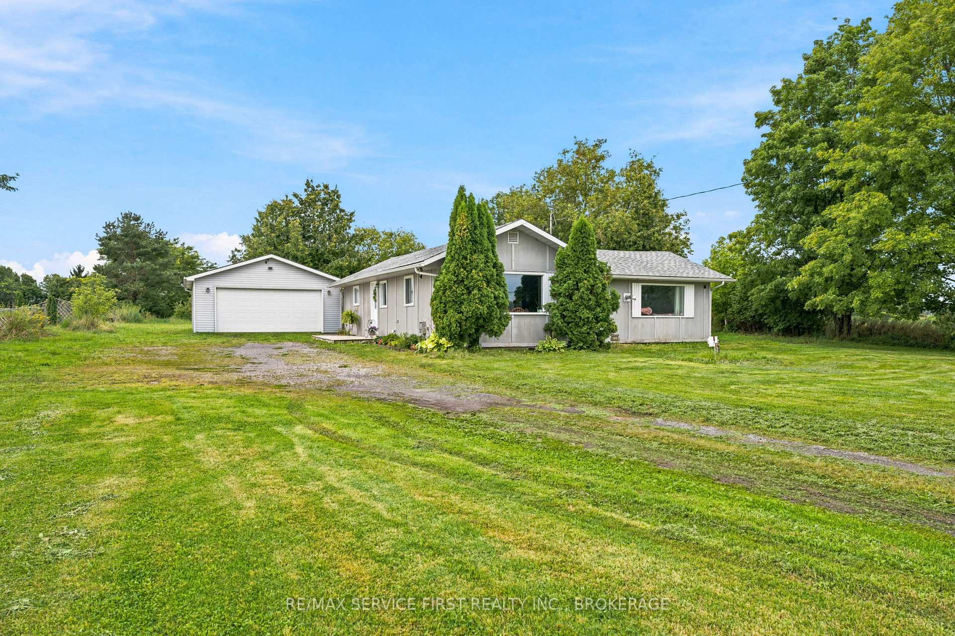 Photo of 2867 Highway 2
