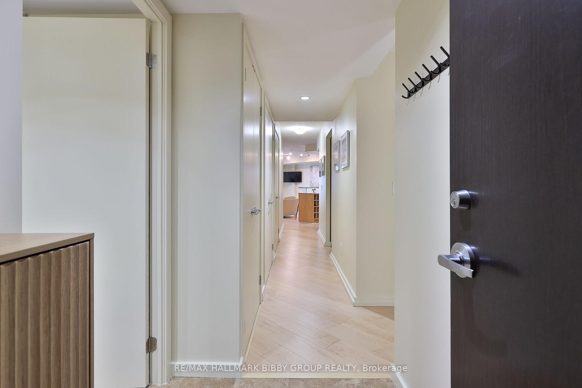 Photo 49 of Unit 1911, 208 Queens Quay W, Toronto, Waterfront Communities — HOMEH