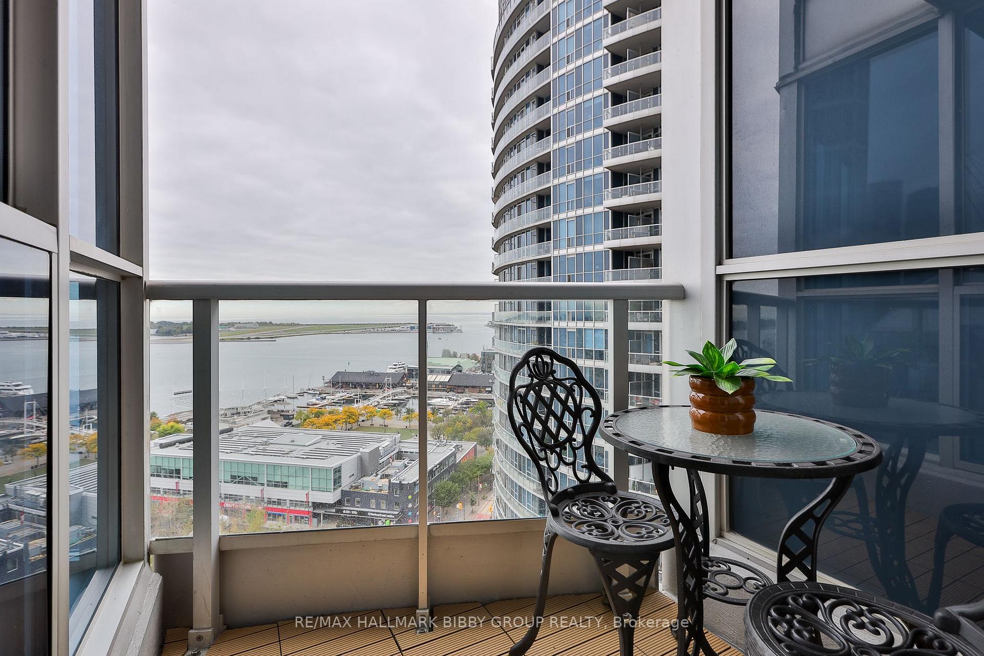 Photo 55 of Unit 1911, 208 Queens Quay W, Toronto, Waterfront Communities — HOMEH