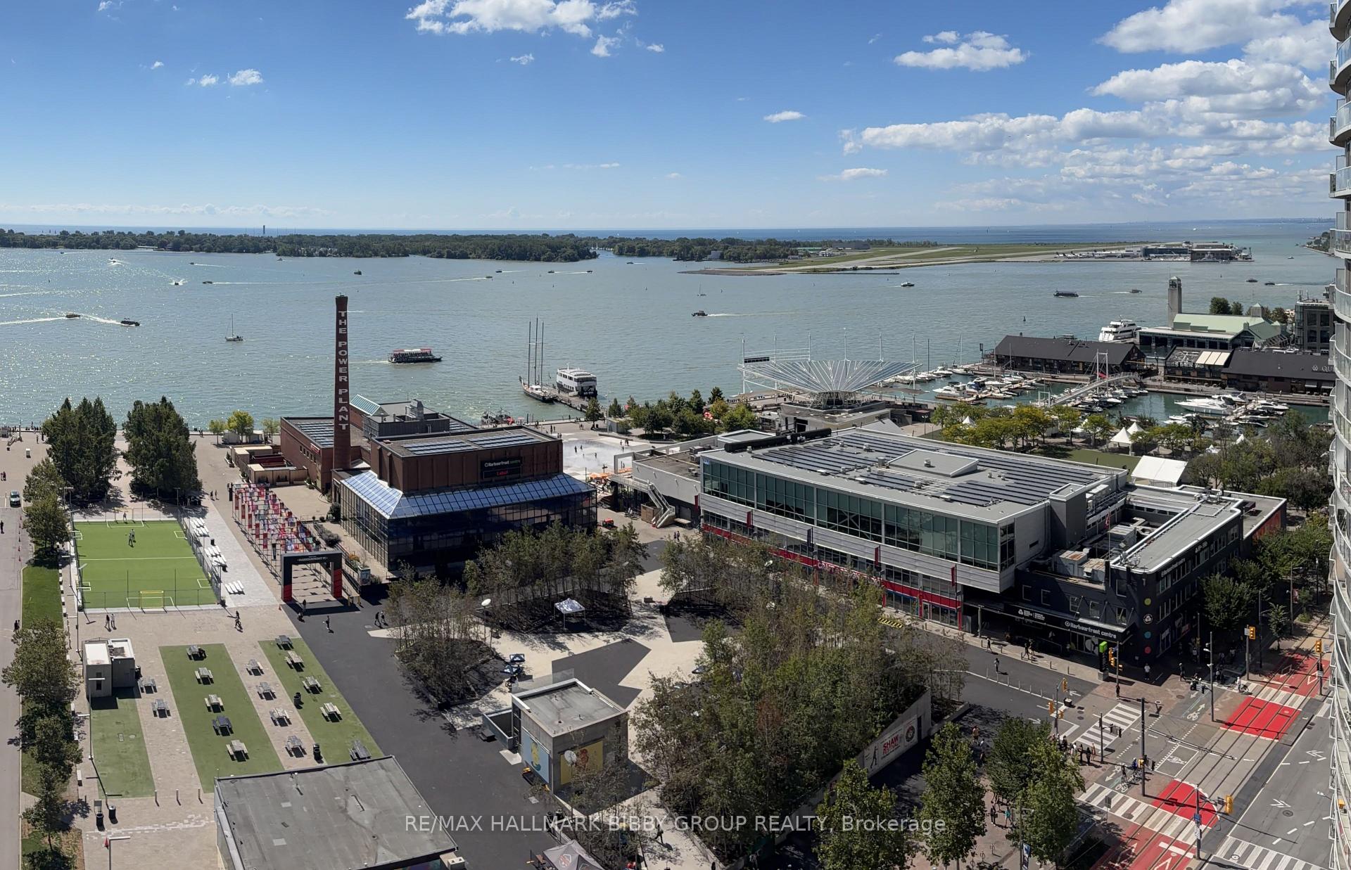 Photo 61 of Unit 1911, 208 Queens Quay W, Toronto, Waterfront Communities — HOMEH