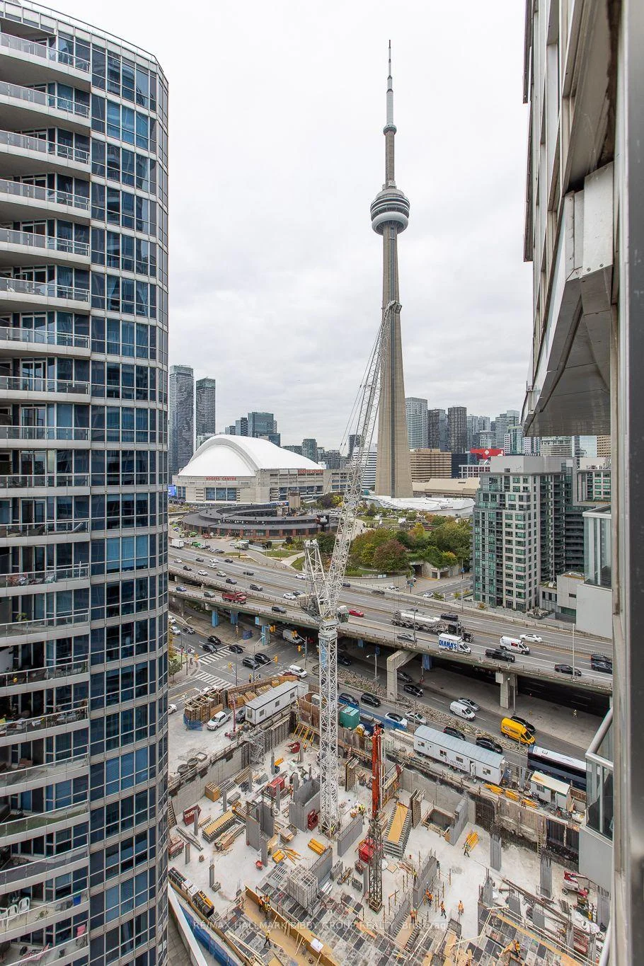 Photo 60 of Unit 1911, 208 Queens Quay W, Toronto, Waterfront Communities — HOMEH