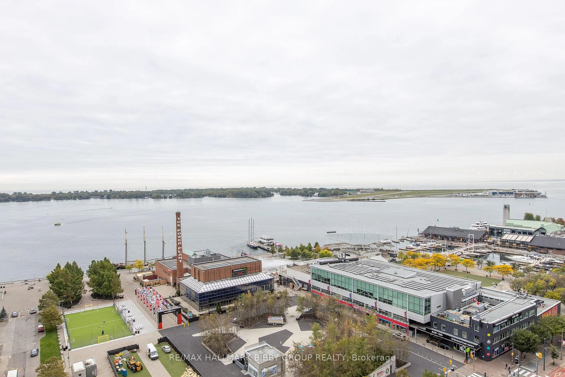 Photo 77 of Unit 1911, 208 Queens Quay W, Toronto, Waterfront Communities — HOMEH