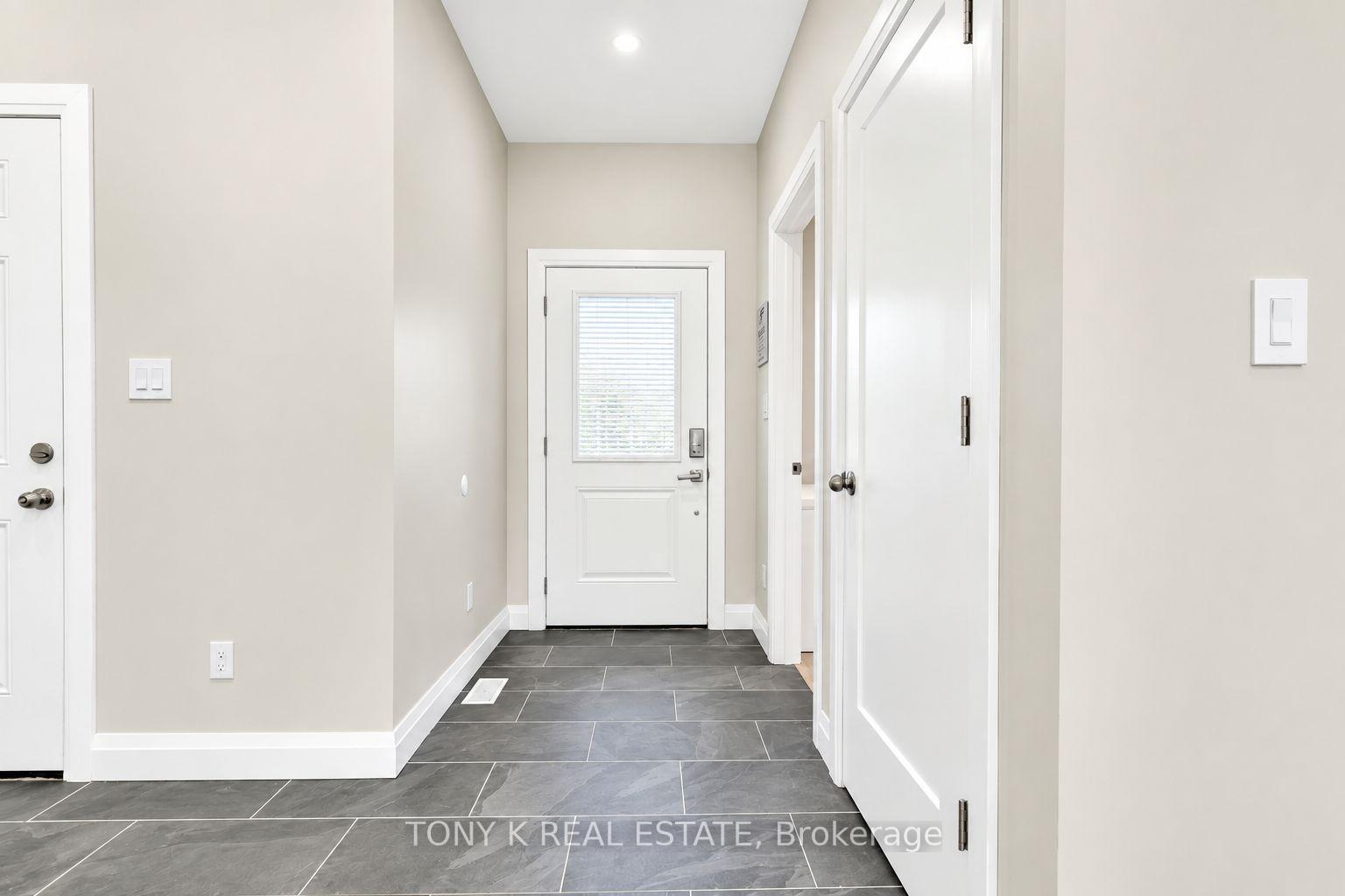 Photo 3 of 8 Georgina Street, Georgina, Sutton & Jackson's Point — HOMEH