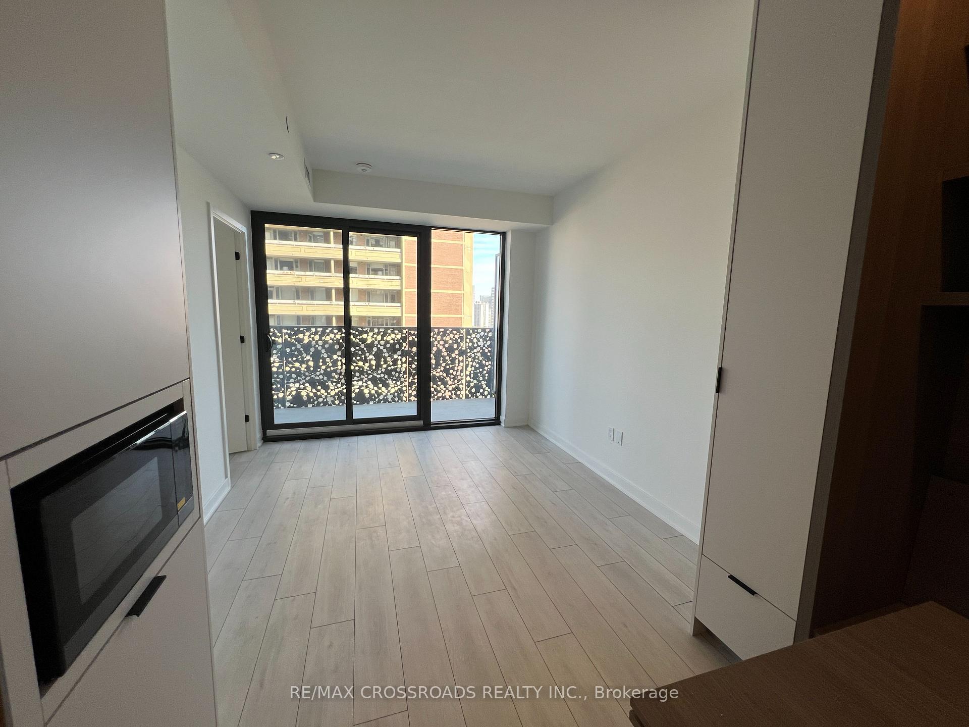 Photo 5 of Unit 1401, 55 Charles Street E, Toronto, Church-Yonge Corridor — HOMEH