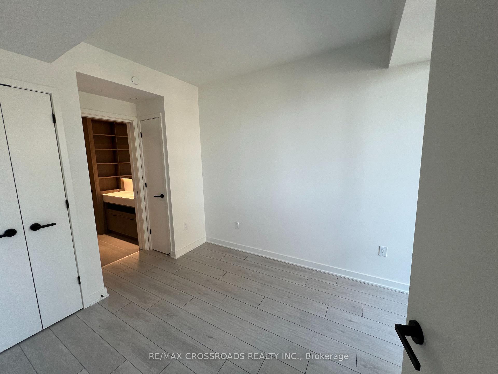 Photo 6 of Unit 1401, 55 Charles Street E, Toronto, Church-Yonge Corridor — HOMEH
