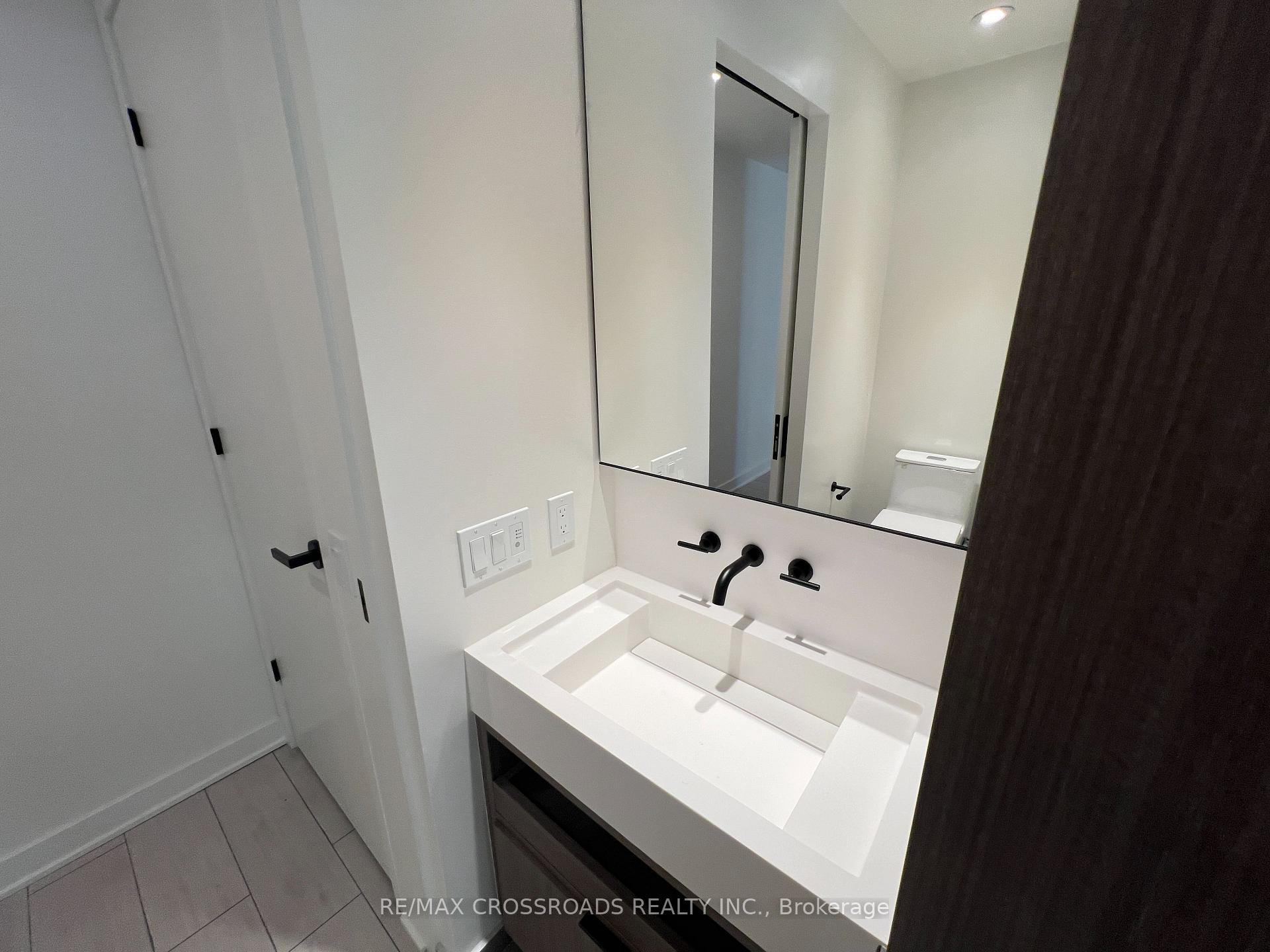 Photo 8 of Unit 1401, 55 Charles Street E, Toronto, Church-Yonge Corridor — HOMEH
