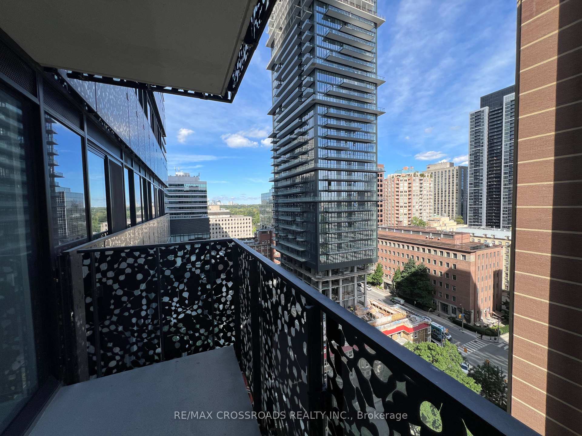 Photo 9 of Unit 1401, 55 Charles Street E, Toronto, Church-Yonge Corridor — HOMEH