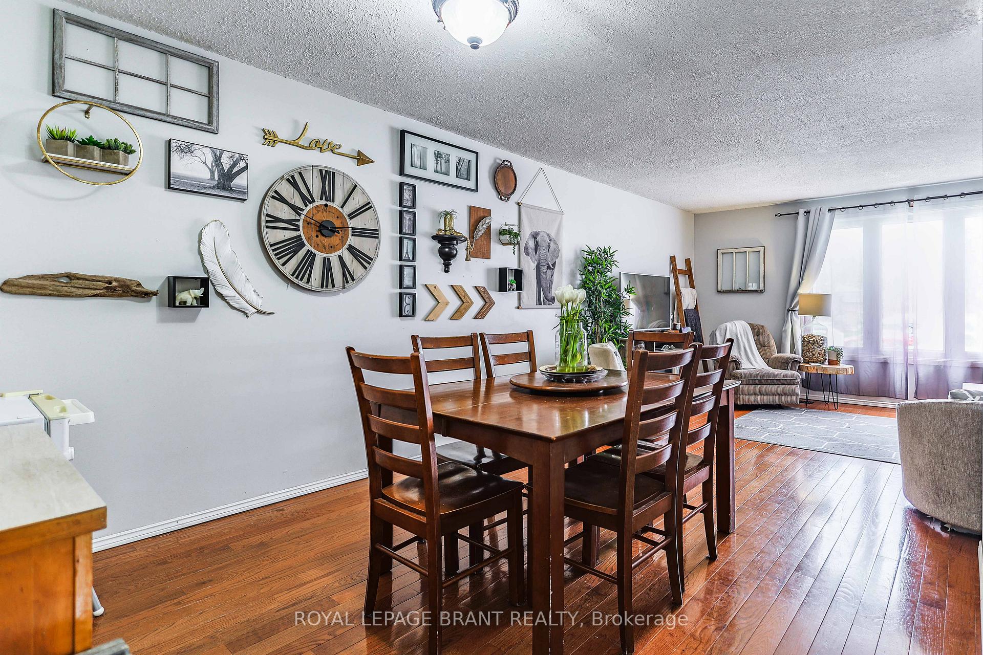Photo 6 of 156 Ashgrove Avenue, Brant, Brantford Twp — HOMEH