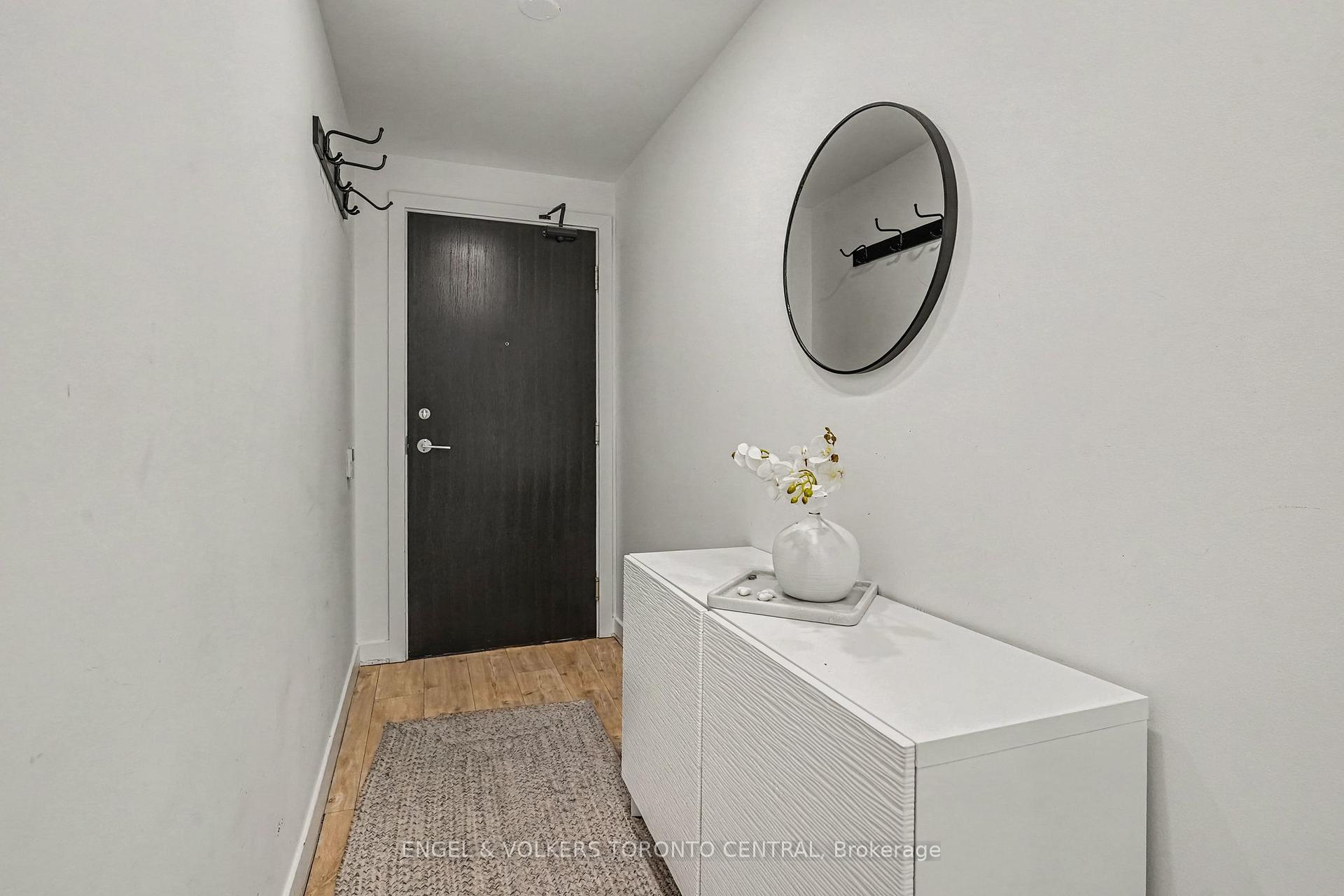 Photo 2 of Unit 1503, 33 Charles Street E, Toronto, Church-Yonge Corridor — HOMEH