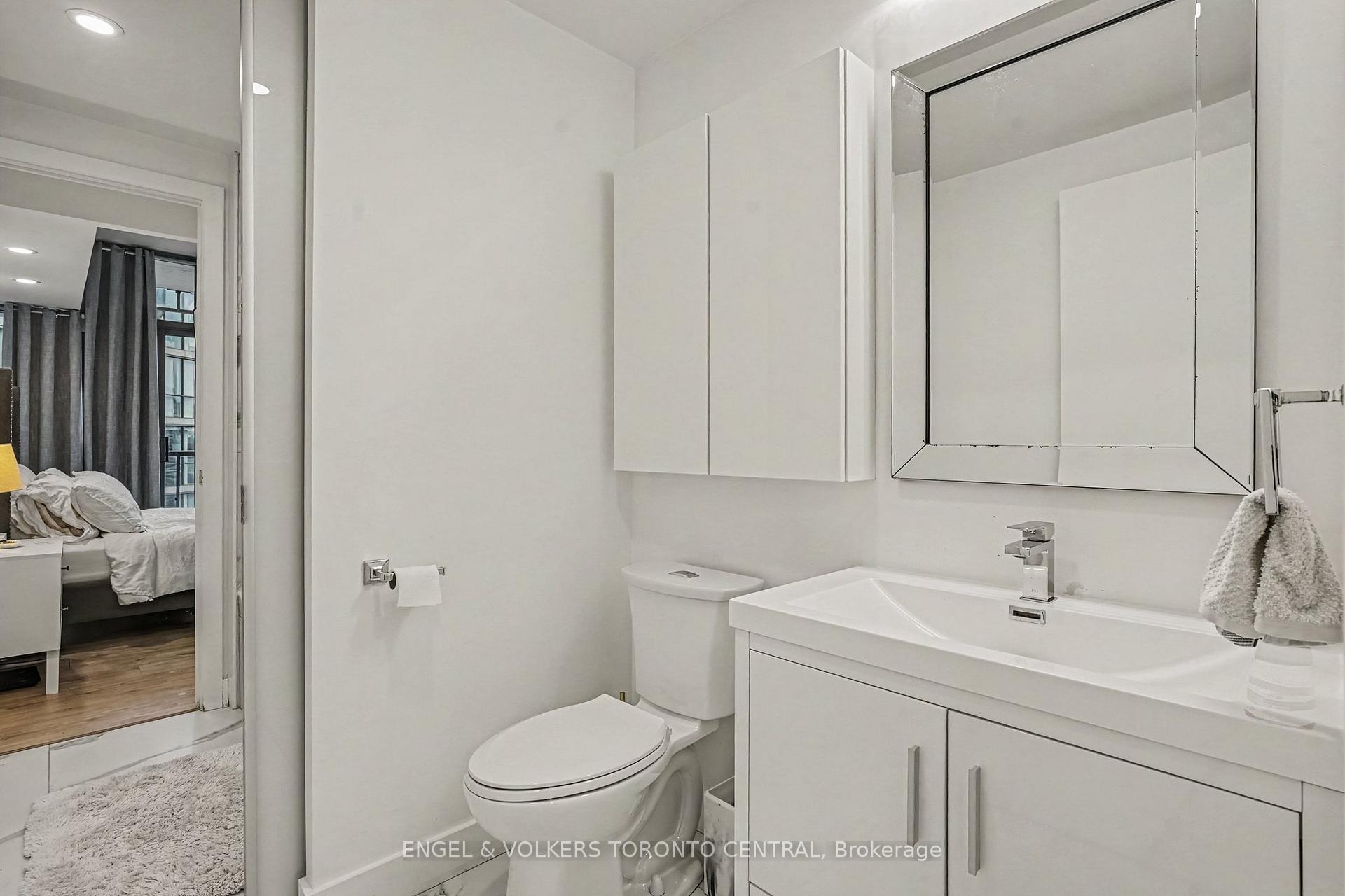 Photo 11 of Unit 1503, 33 Charles Street E, Toronto, Church-Yonge Corridor — HOMEH