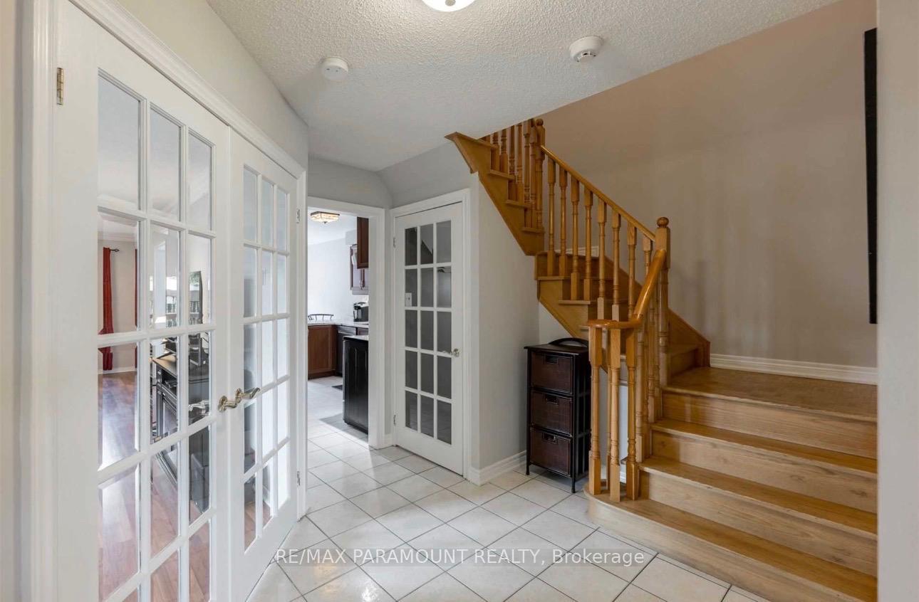 Photo 2 of 26 Ural Circle, Brampton, Sandringham-Wellington — HOMEH