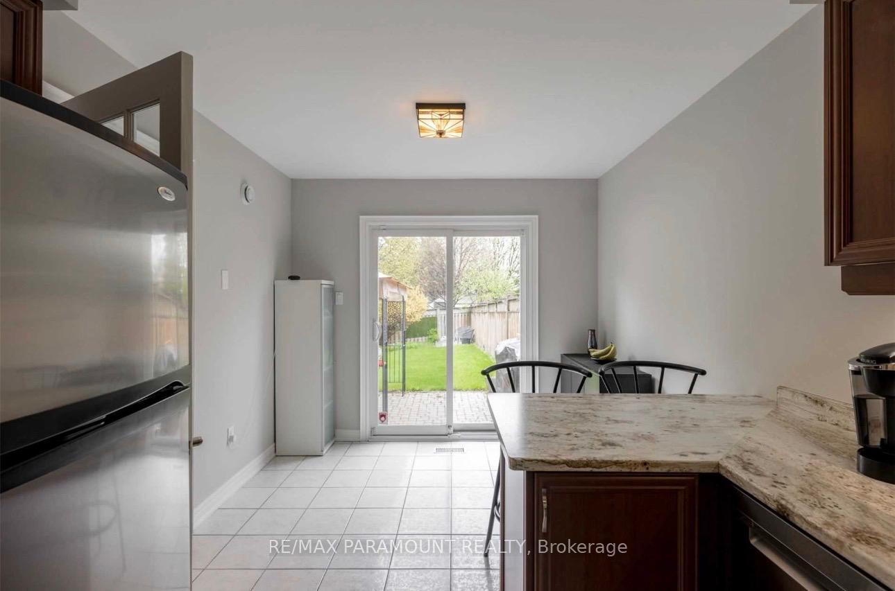 Photo 5 of 26 Ural Circle, Brampton, Sandringham-Wellington — HOMEH