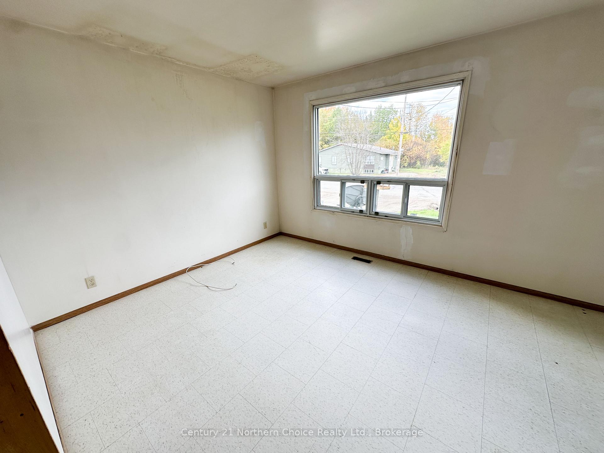 Photo 30 of 46/48 Birch Drive, Ear Falls — HOMEH