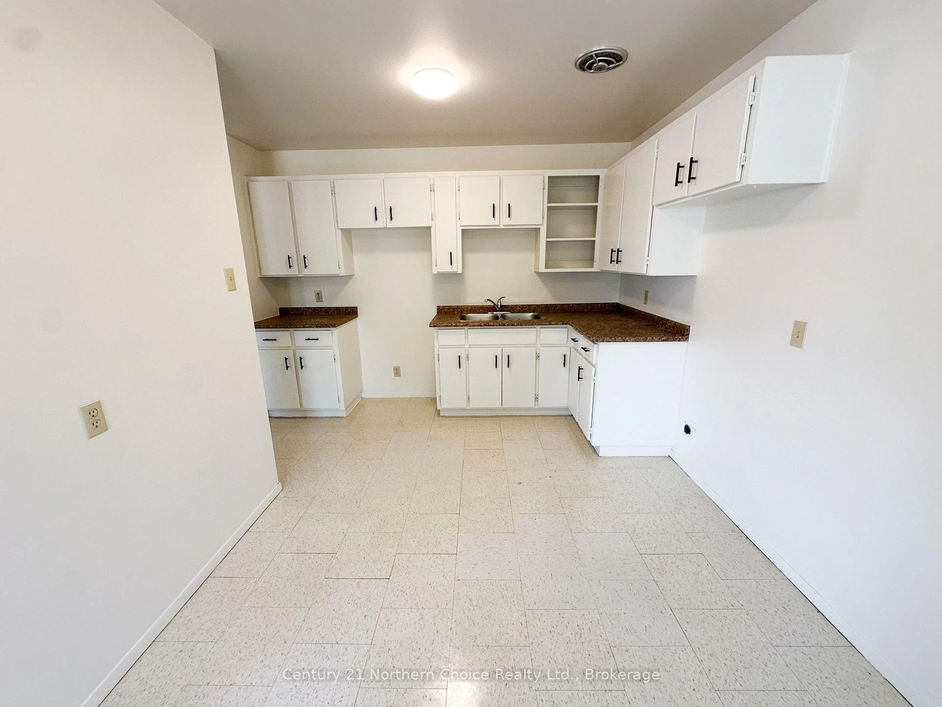 Photo 11 of 46/48 Birch Drive, Ear Falls — HOMEH